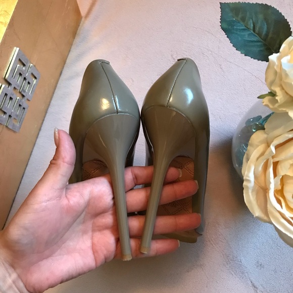 L.A.M.B Heel / Pump - Tan Neon - Size 7.5 - Picture 7 of 7